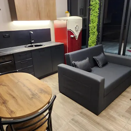 Studio Apartament * Tirana